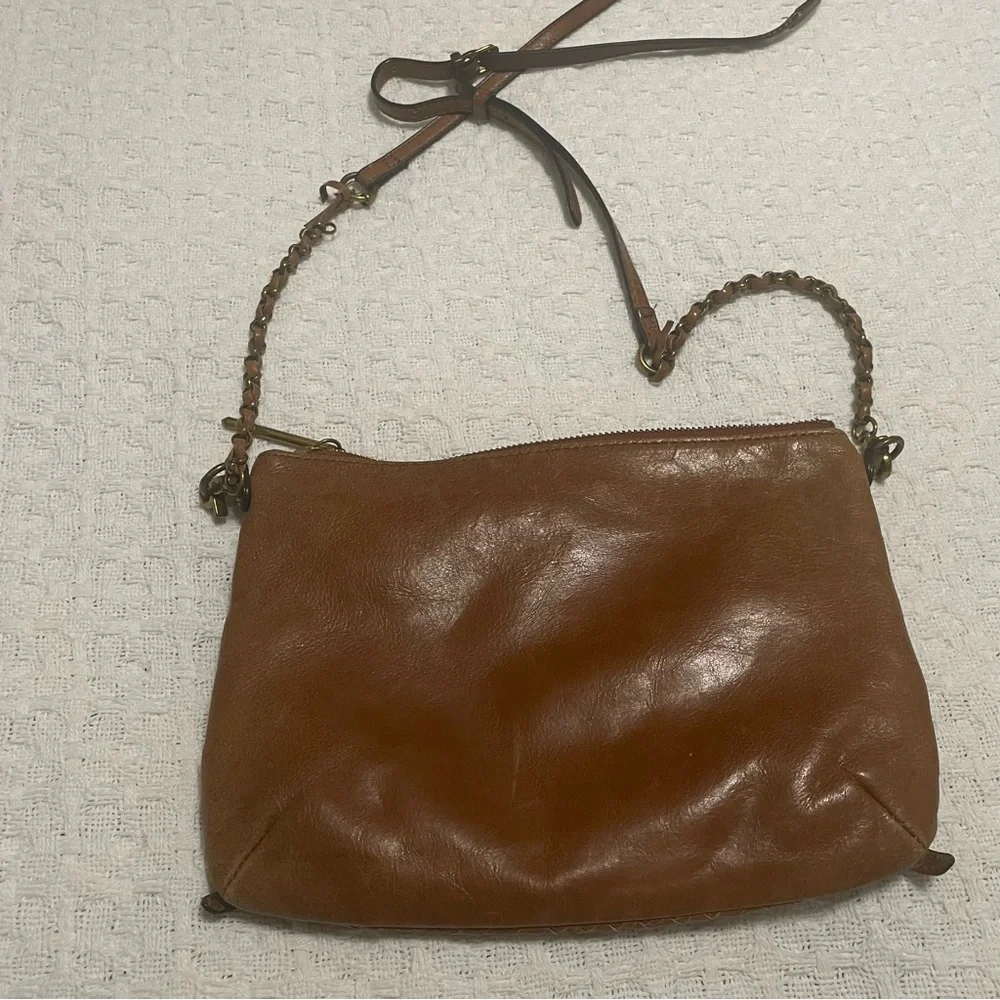 Elliott Lucca elegant tan